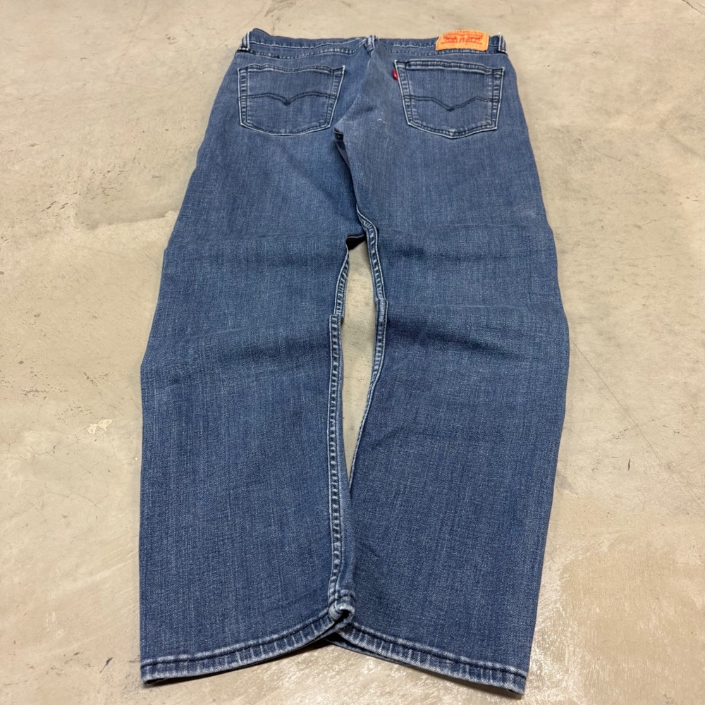 Vintage y2k Levi's 502‎ Blue Jeans